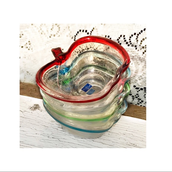 Vintage Glass Apple Bowls Set of 4 - Picture 5 of 9